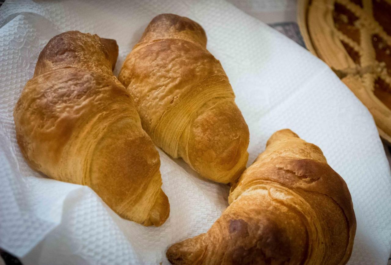 بومبيي Raro'S Home Bed & Breakfast المظهر الخارجي الصورة